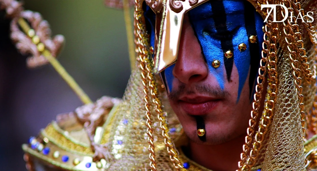 Los mejores primeros planos del Gran Desfile del Carnaval de Badajoz 2026