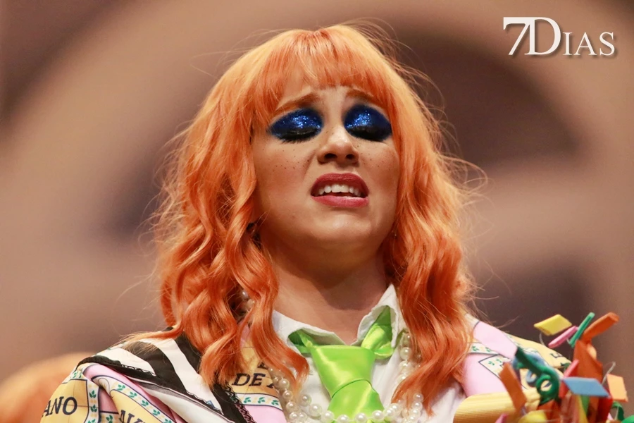 Actuación y entrevista de la murga Las Chimixurris en Semifinales del COMBA 2026