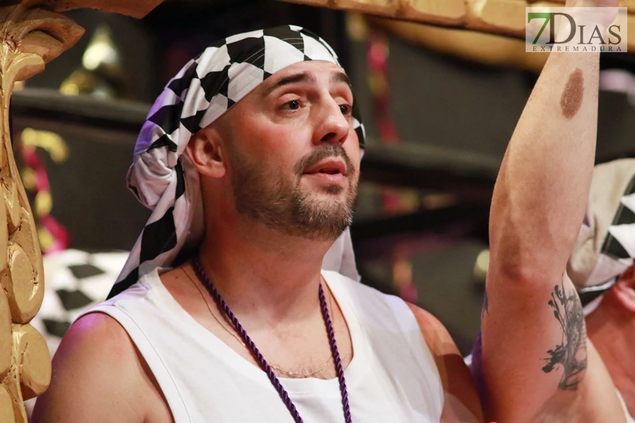 Actuación y entrevista de la murga Los Water Closet en preliminares del COMBA 2026