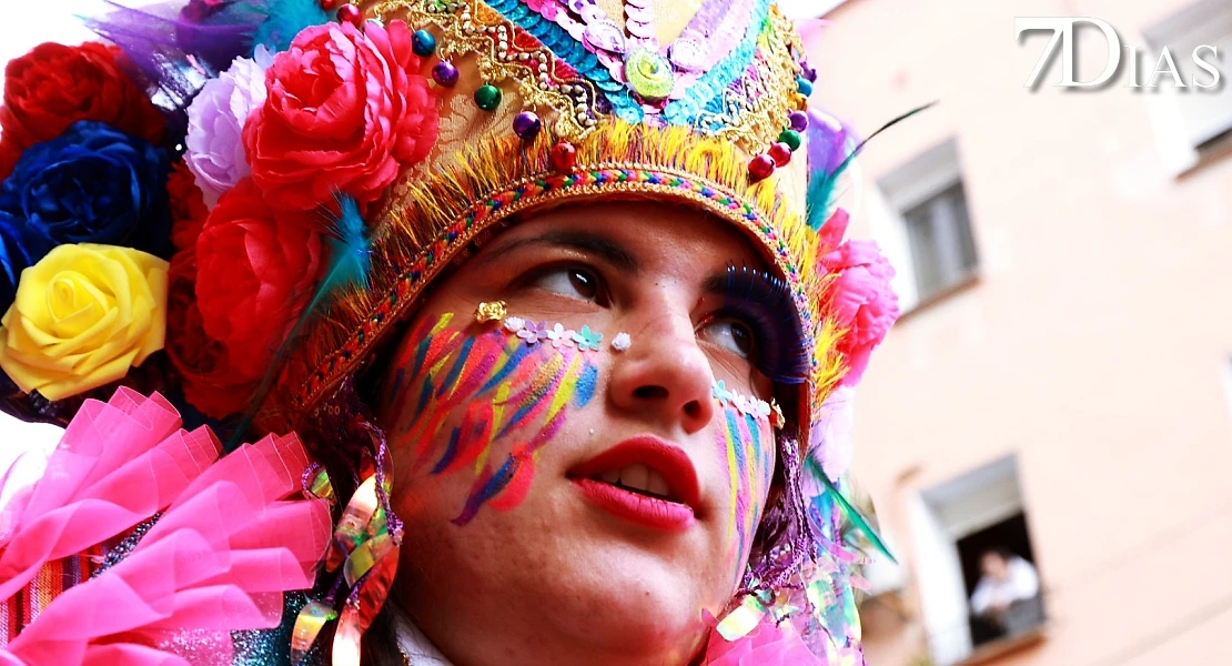 Los mejores primeros planos del Gran Desfile del Carnaval de Badajoz 2026