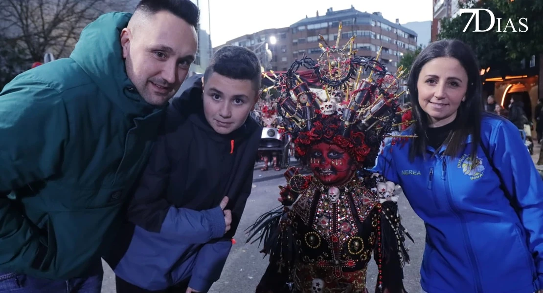 Planos generales del Desfile Infantil de Comparsas 2026