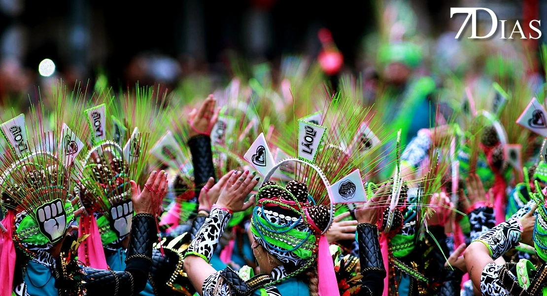 Los mejores primeros planos del Gran Desfile del Carnaval de Badajoz 2026