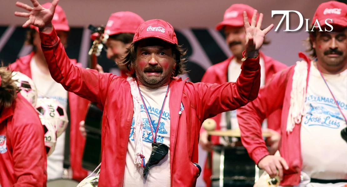 Actuación y entrevista a la murga Valentín, entrenador infantil en Semifinales del COMBA 2026