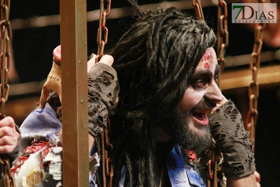 Actuación y entrevista de la murga Marwan Chilliqui en preliminares del COMBA 2026