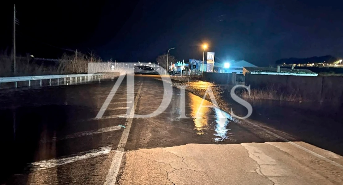 Imágenes del paso de la borrasca Marta durante esta madrugada en Badajoz