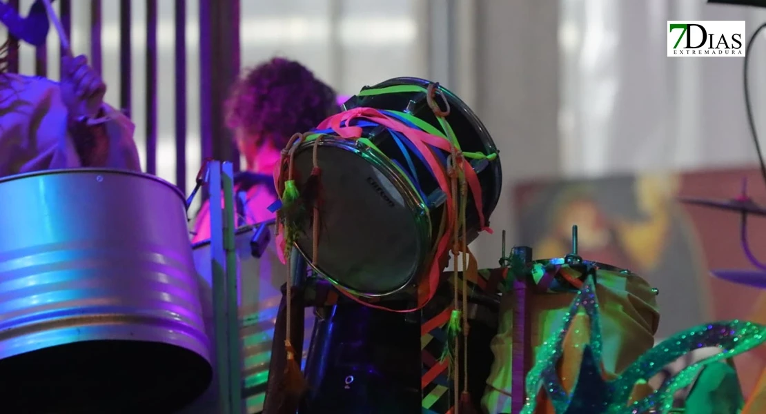 Busca tus fotos en la Tamborada del Carnaval de Badajoz 2026