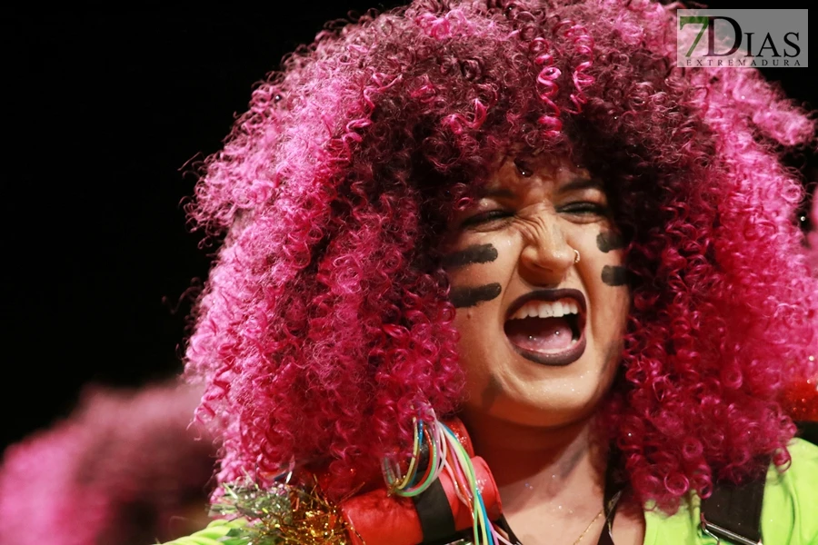 Actuación y entrevista de la murga Murger Queen en preliminares del COMBA 2026