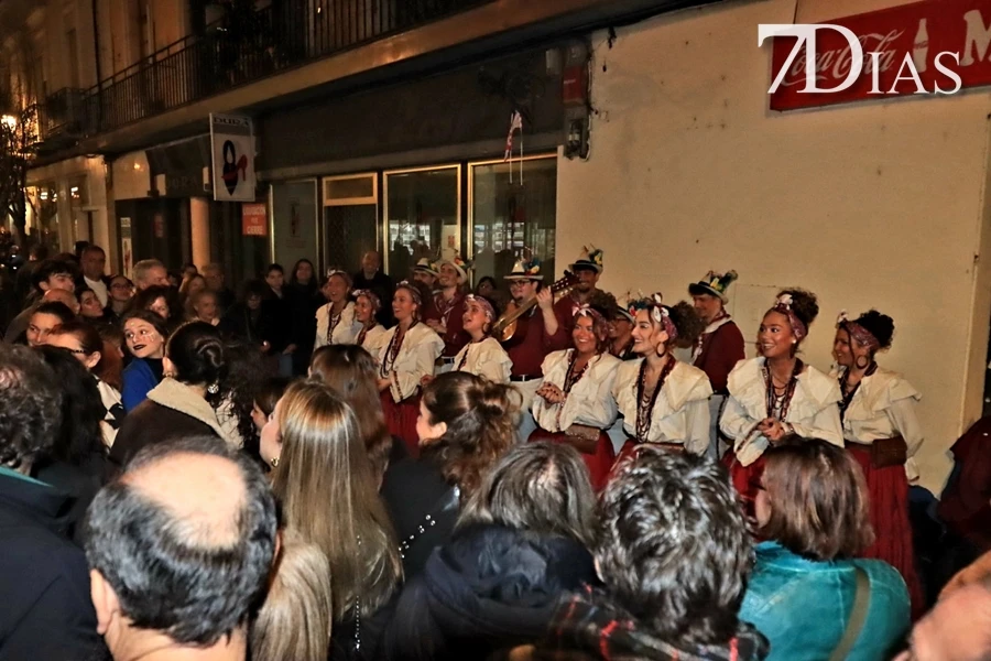 El Carnaval continúa en las calles de Badajoz gracias a 'De Plaza en Plaza'