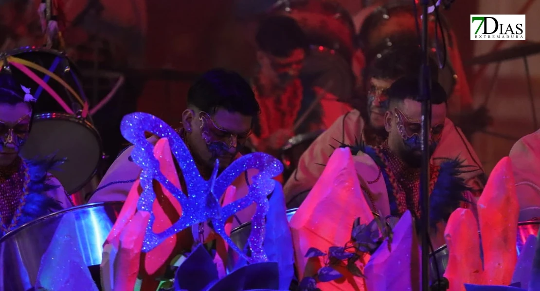 Busca tus fotos en la Tamborada del Carnaval de Badajoz 2026