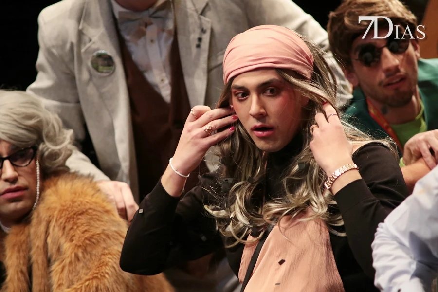 Actuación y entrevista de la murga Los Escusaos en preliminares del COMBA 2026