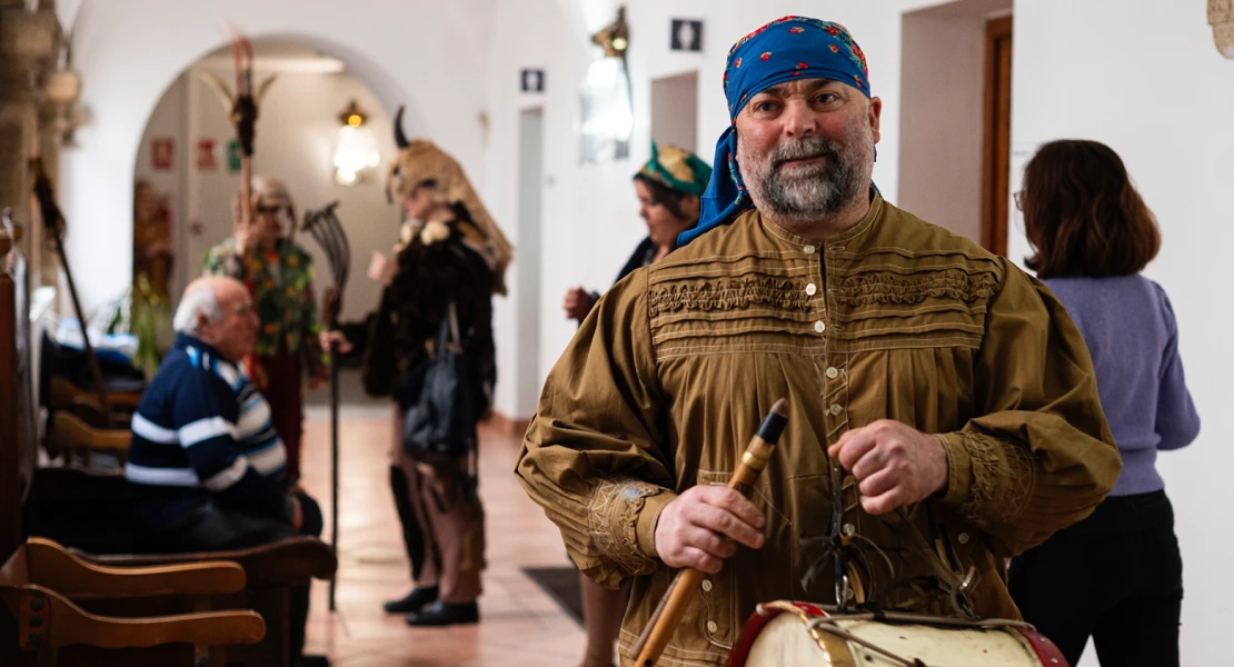 Las Hurdes reviven mitos y tradiciones en su particular carnaval: el Entruejo Jurdanu