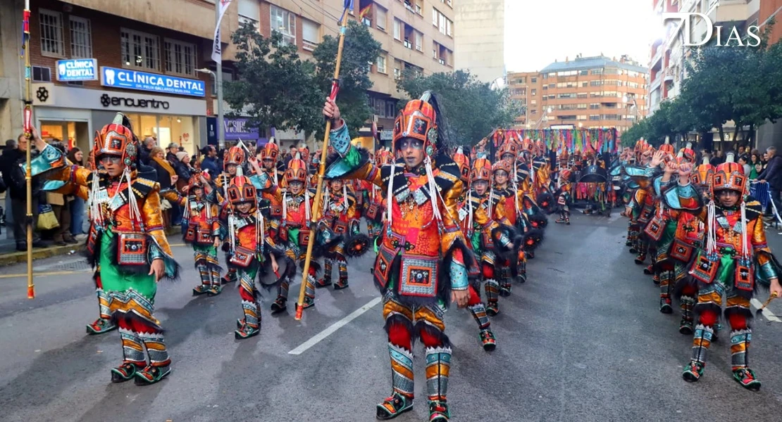 Planos generales del Desfile Infantil de Comparsas 2026