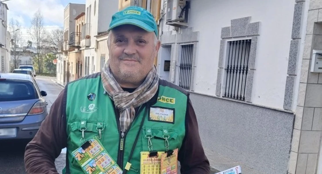 El vendedor que ha repartido 40.000 € en Mérida avisa: “Antes de que acabe el año doy otro”