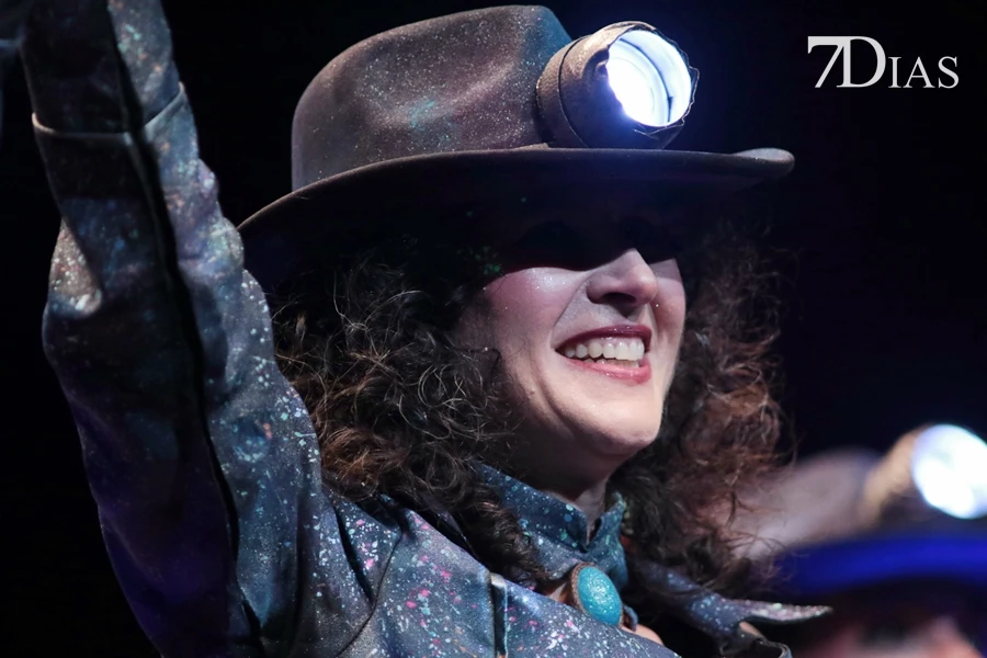 Actuación y entrevista de la murga La Castafiore en preliminares del COMBA 2026