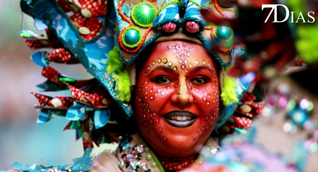 Los mejores primeros planos del Gran Desfile del Carnaval de Badajoz 2026