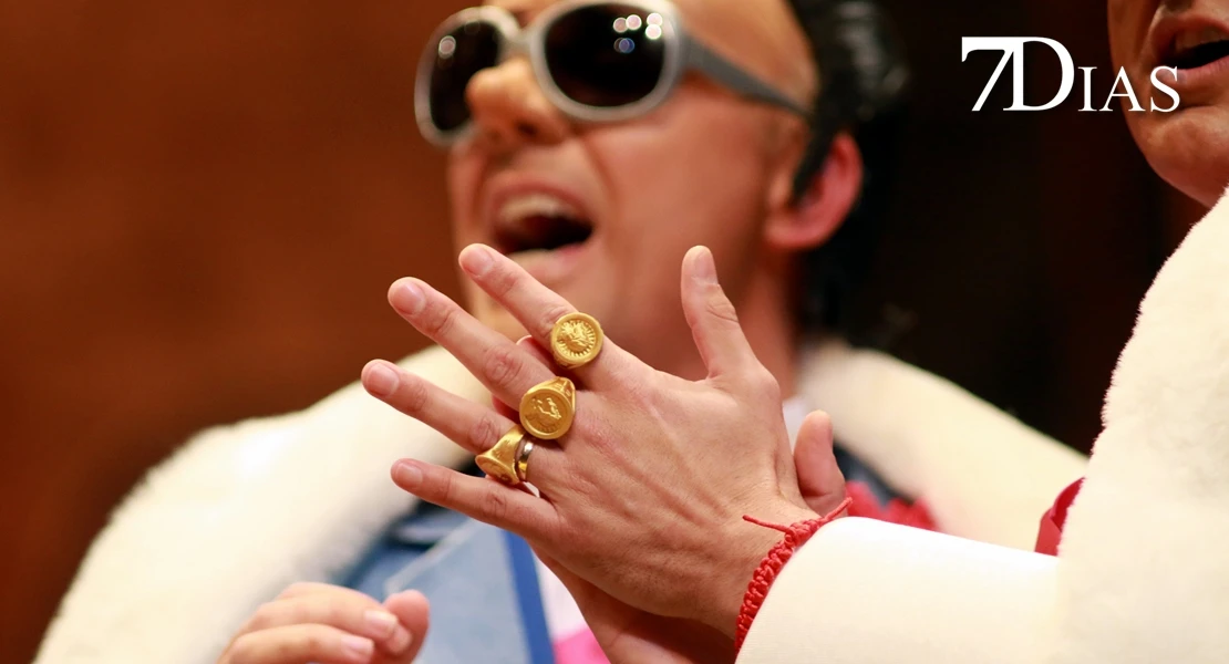 Actuación y entrevista a la murga Gitano y de Badajó en Semifinales del COMBA 2026