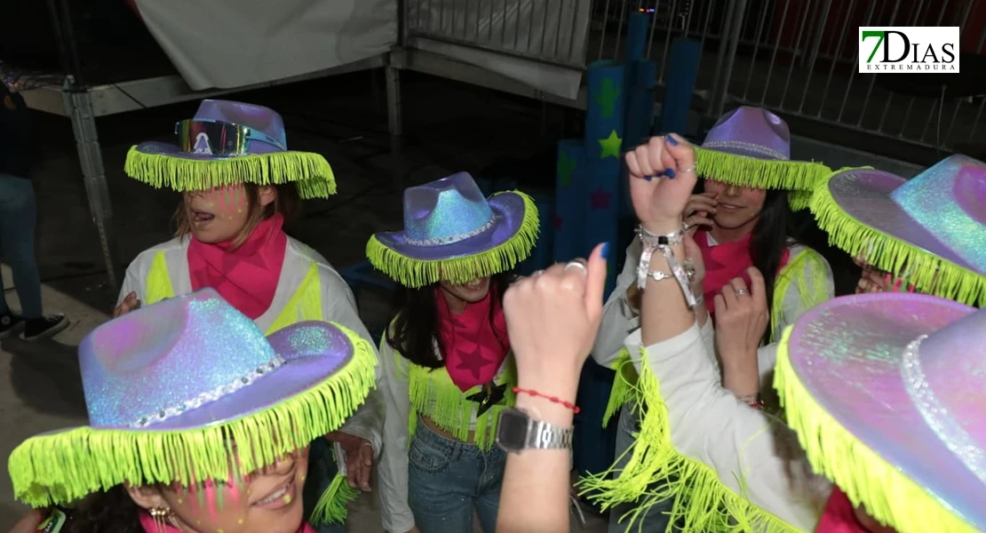 Busca tus fotos en la Tamborada del Carnaval de Badajoz 2026