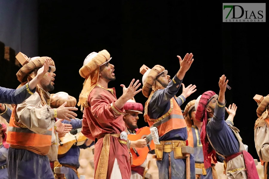 Actuación y entrevista de la murga Al Maridi en el COMBA 2026