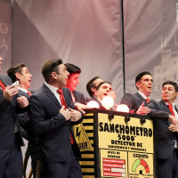 Actuación y entrevista de la murga Los Chungos en preliminares del COMBA 2026