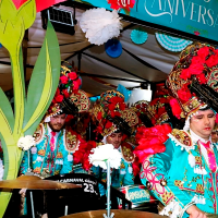 Valdepasillas adelanta su desfile por la alta participación de agrupaciones