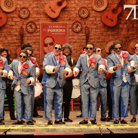 Actuación y entrevista de la murga  A Contralgolpe en la final del COMBA 2026