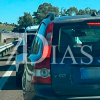 Retenciones en la A-5 tras un choque por alcance en hora punta
