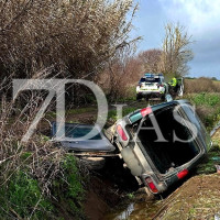 Accidente con posterior vuelco cerca de San Francisco de Olivenza