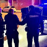 Detienen a un hombre tras robar con fuerza varios coches en Plasencia