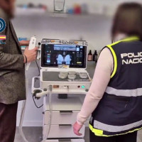 Intervienen una máquina de rejuvenecimiento facial falsificada