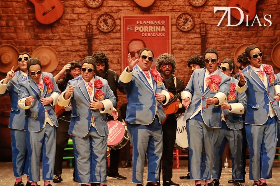 Actuación y entrevista de la murga  A Contralgolpe en la final del COMBA 2026