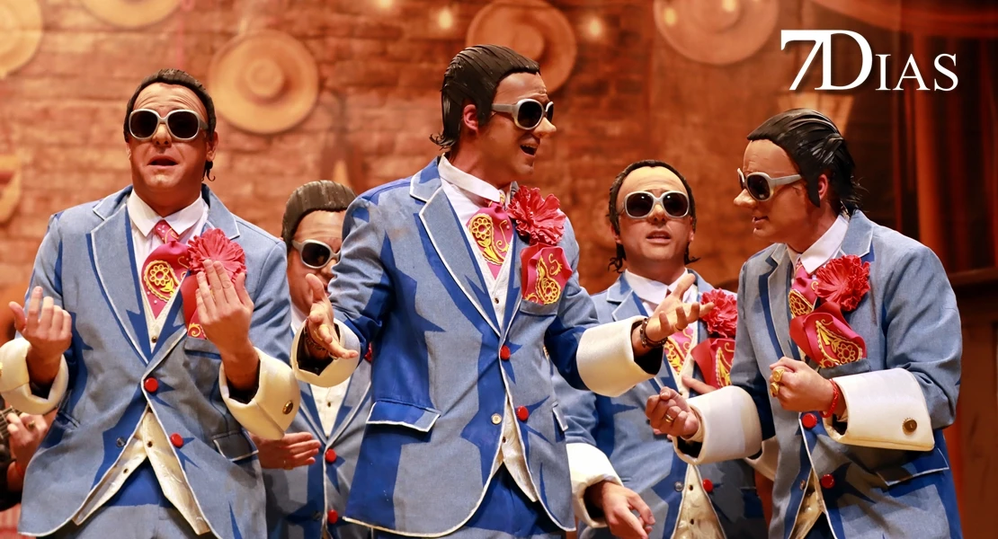 Actuación y entrevista a la murga Gitano y de Badajó en Semifinales del COMBA 2026