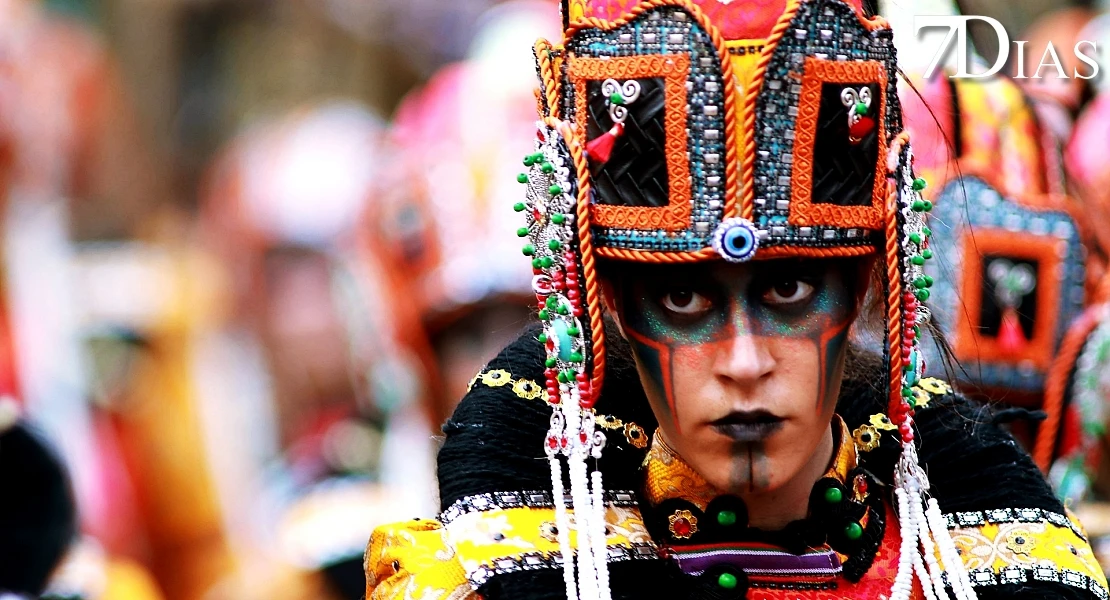 Los mejores primeros planos del Gran Desfile del Carnaval de Badajoz 2026
