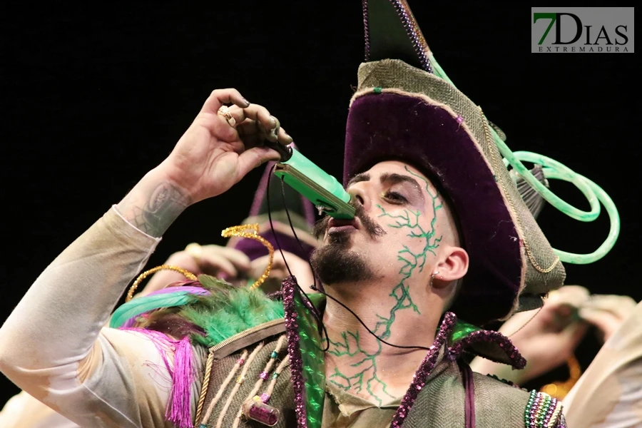 Actuación y entrevista de la murga Se Mace Tarde en preliminares del COMBA 2026