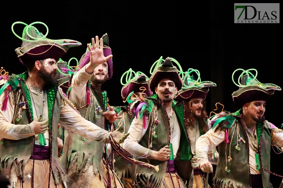 Actuación y entrevista de la murga Se Mace Tarde en preliminares del COMBA 2026