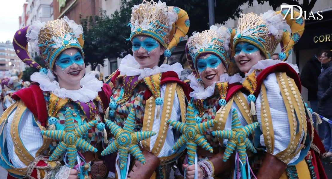 Planos generales del Desfile Infantil de Comparsas 2026