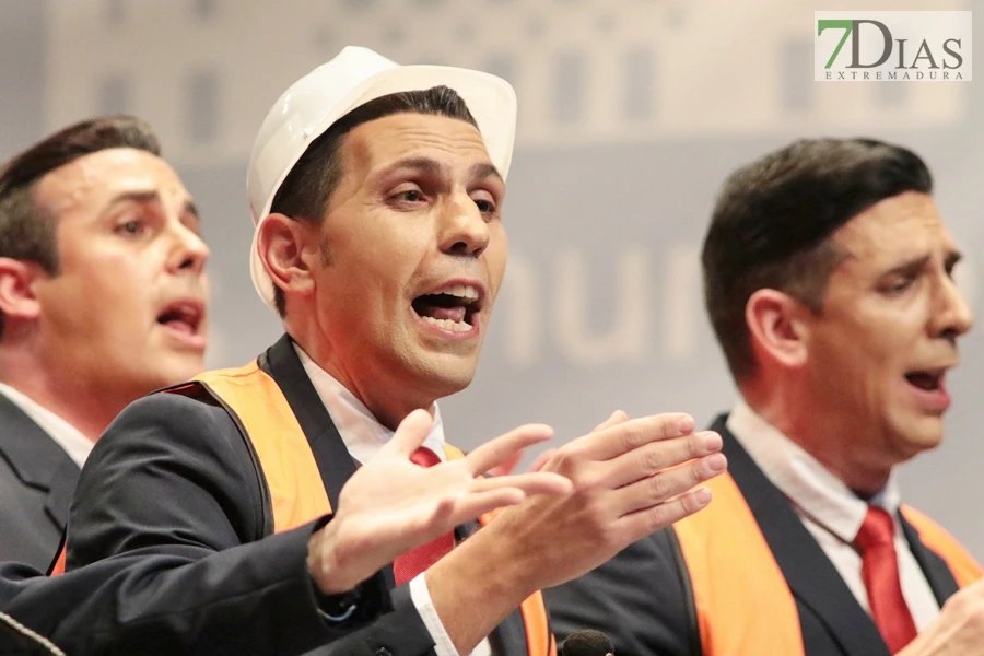 Actuación y entrevista de la murga Los Chungos en preliminares del COMBA 2026