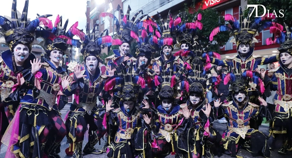 Planos generales del Desfile Infantil de Comparsas 2026