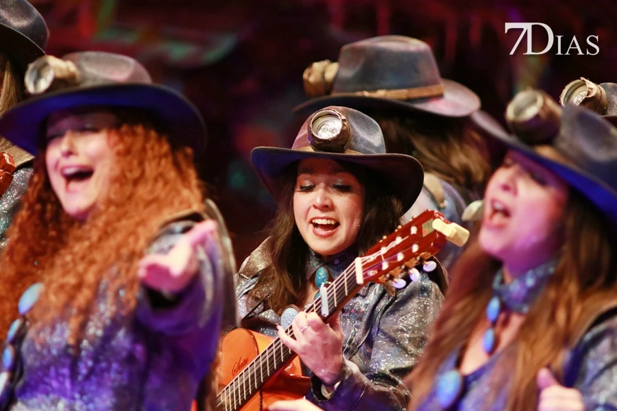 Actuación y entrevista de la murga La Castafiore en preliminares del COMBA 2026