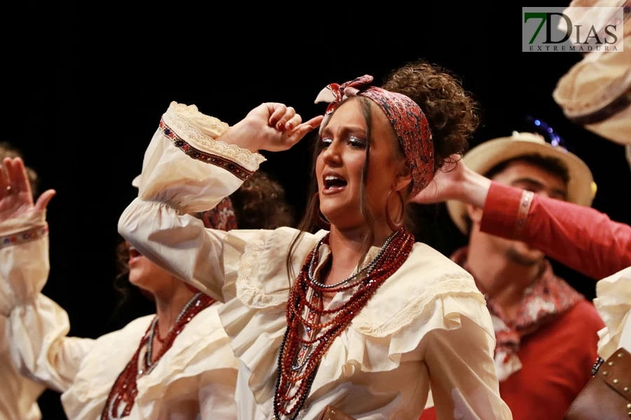 Actuación y entrevista de la murga Los Mini - Folk en preliminares del COMBA 2026