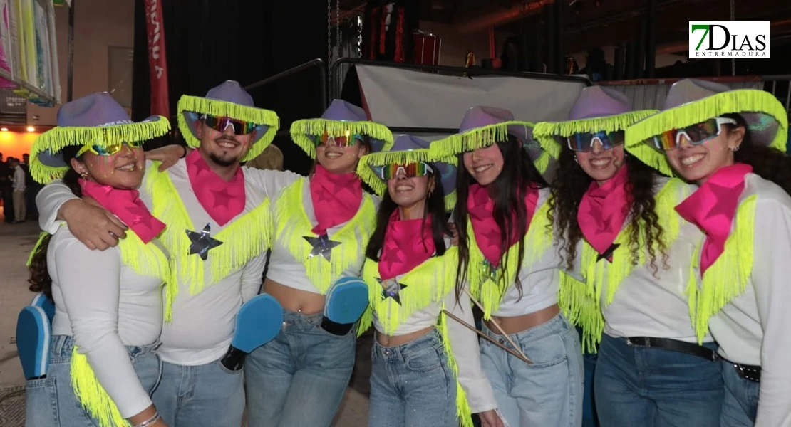 Busca tus fotos en la Tamborada del Carnaval de Badajoz 2026