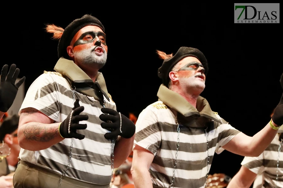 Actuación y entrevista de la Murga de Calamonte en preliminares del COMBA 2026