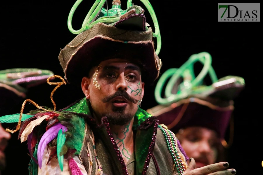 Actuación y entrevista de la murga Se Mace Tarde en preliminares del COMBA 2026