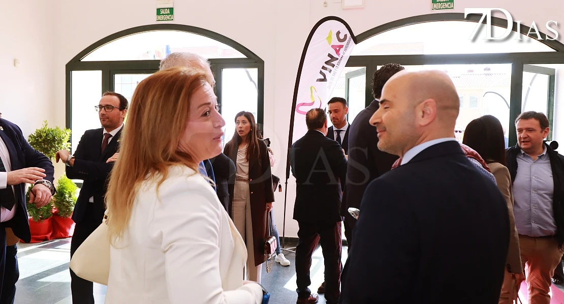 VINAC celebra una nueva edición en Almendralejo: lo mejor del vino, la aceituna y el cava