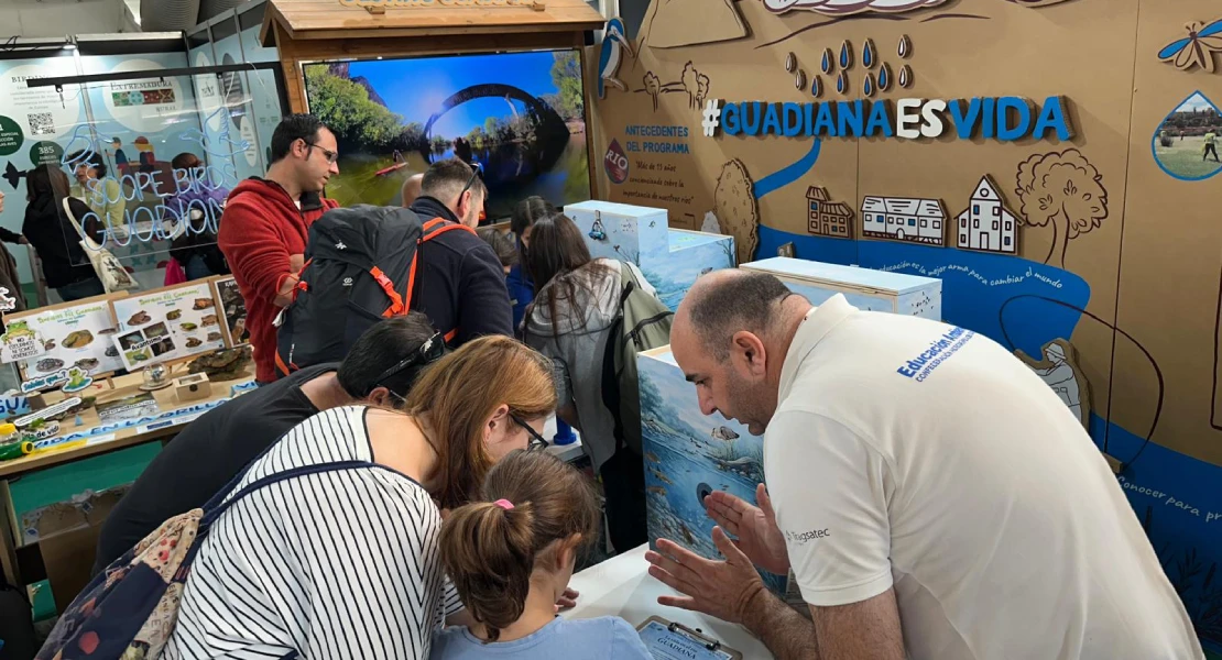 La CHG destaca la vida fluvial en la FIO 2026 con actividades interactivas y realidad virtual