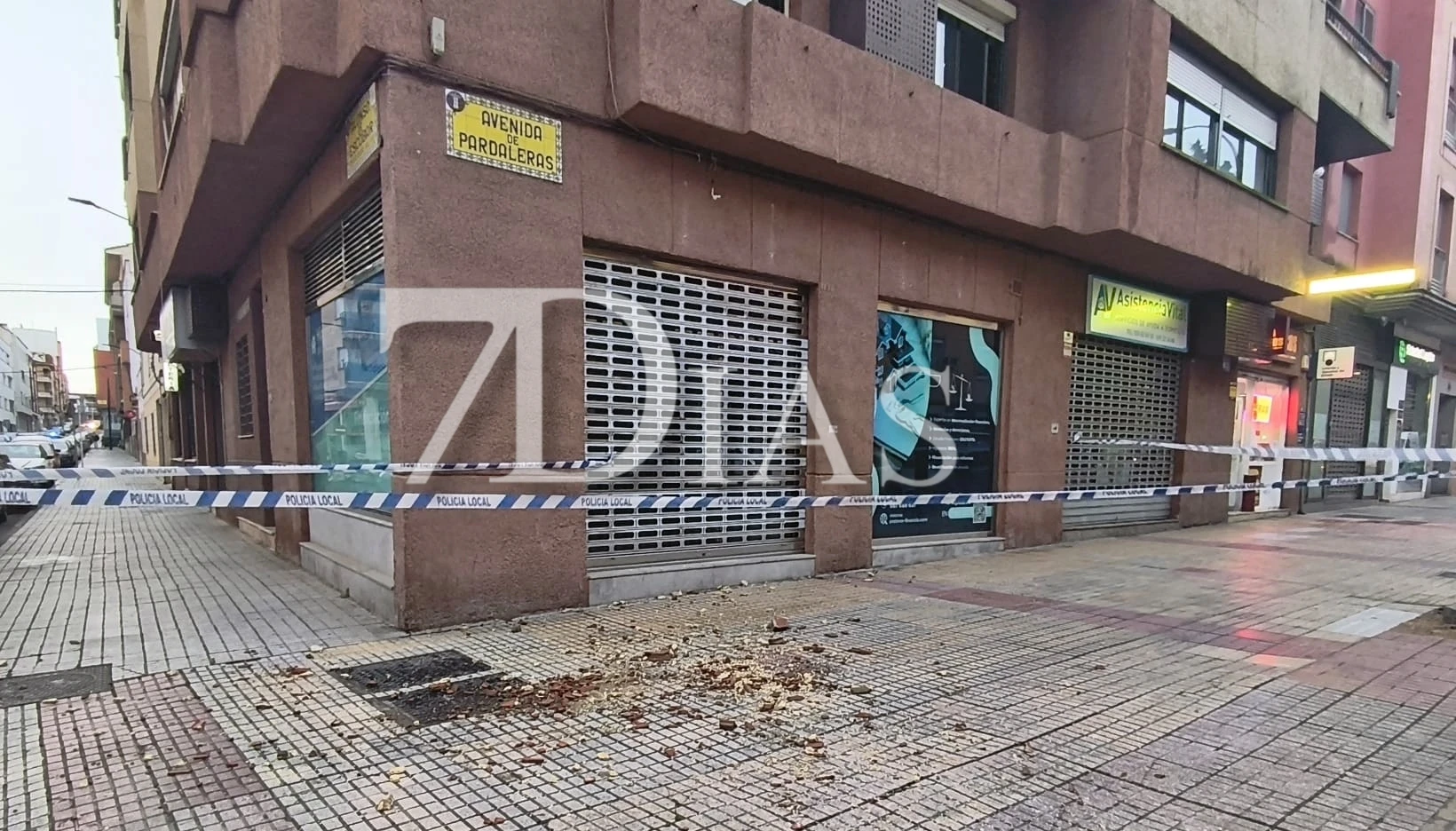 Cae parte de una cornisa de un edificio en Pardaleras (BA)