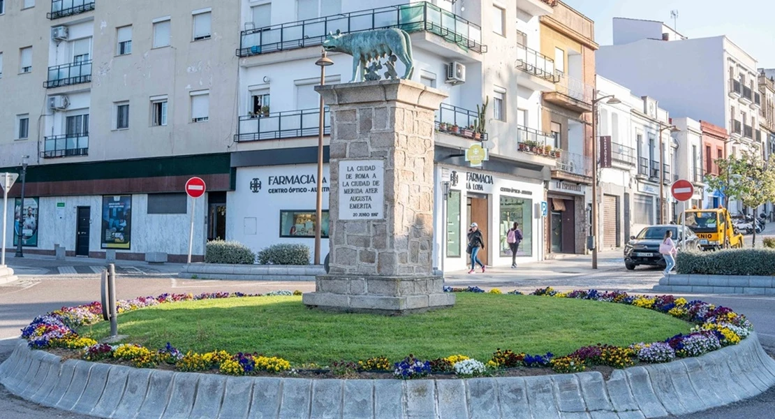 3.400 nuevas flores para el inicio de la primavera y la Semana Santa de Mérida