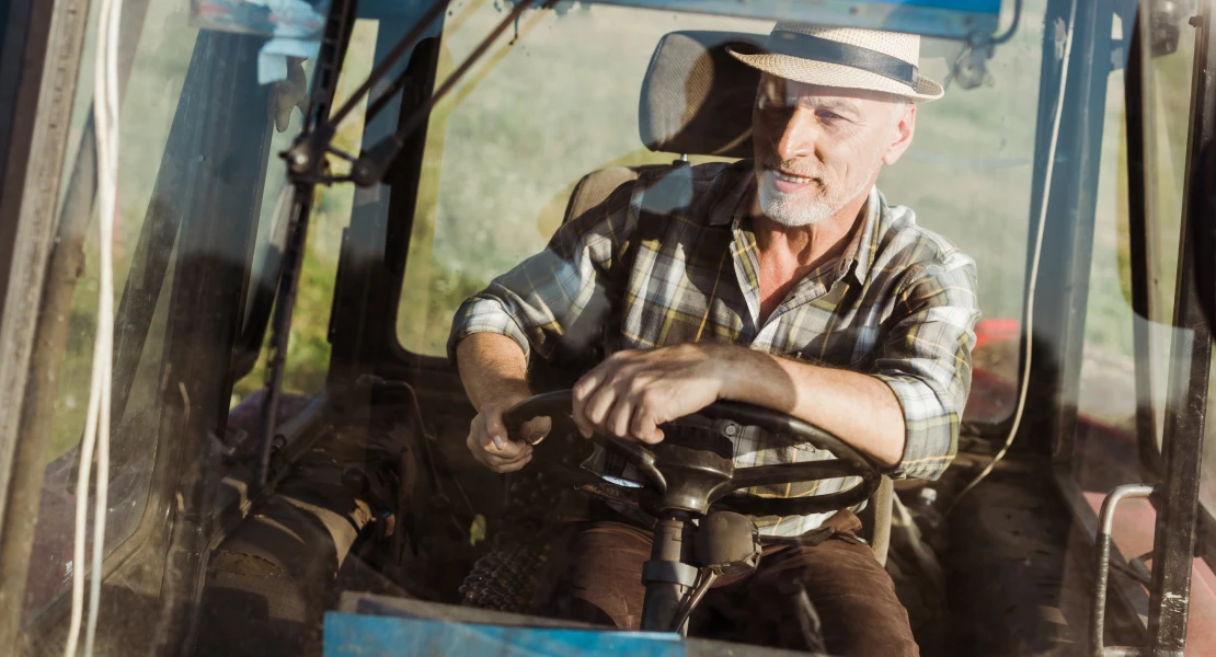 La junta anuncia medidas para facilitar el relevo generacional en el campo extremeño