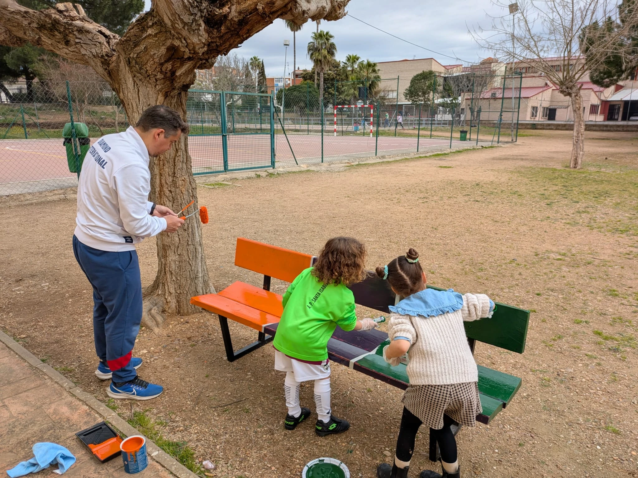 Padres, alumnos y profesores transforman el CEIP San Fernando con una innovadora iniciativa