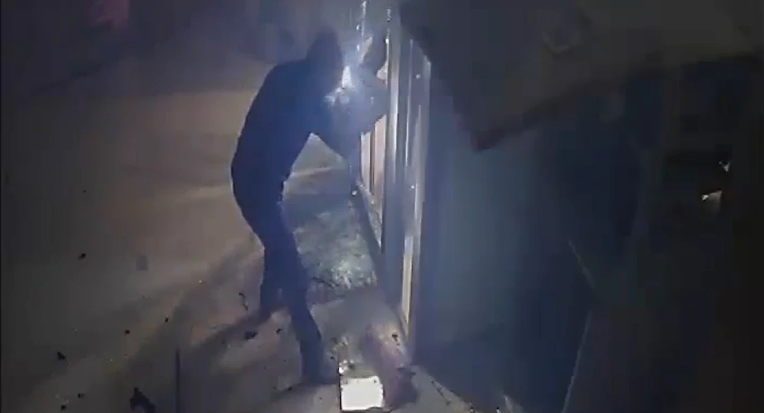 Explosivos para robar en cajeros automáticos: así utilizaban la técnica 'paleta del pizzero'