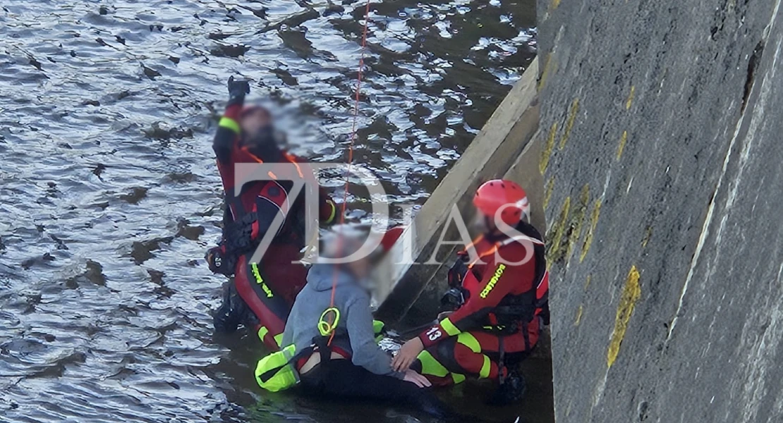 Imágenes del rescate en el río Guadiana la tarde del domingo